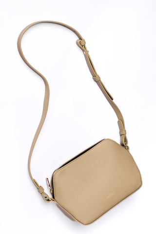 Coneli Fanny pack with shoulder strap_adaptable bag_from cactus leather_color beige