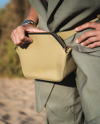 THE FANNY PACK – EDITION BEIGE