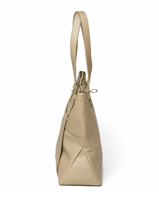 THE TOTE